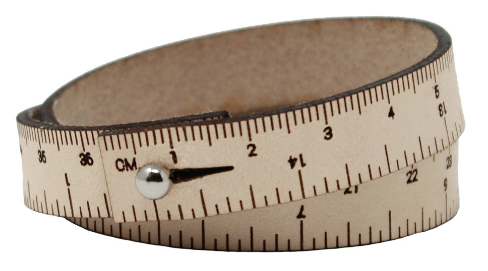 Bracelet à mesurer en cuir